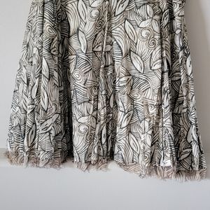 Host Pick ❤️ Nygard Collection skirt. Size 6 Petite. Patterned.